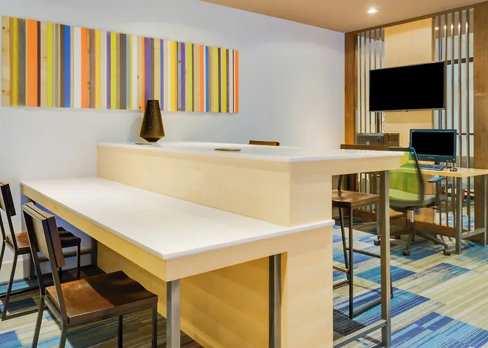 Holiday Inn Express & Suites Ft. Washington - Philadelphia By Ihg